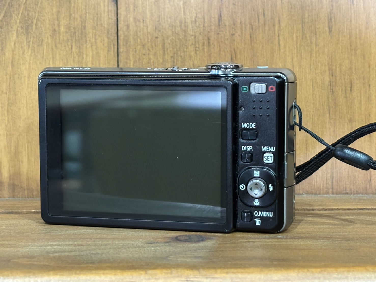 (値下げ)Panasonic DMC-FZ25 デジタルカメラ Amazon | Panasonic Lumix DMC - fz2500 4 K Point and Shoot